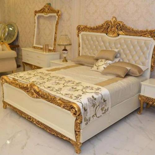 Antique King Size Wooden Bed Manufacturers in Saharanpur