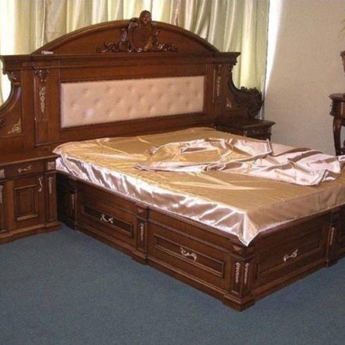 Luxury Wooden Double Bed Manufacturers in Saharanpur