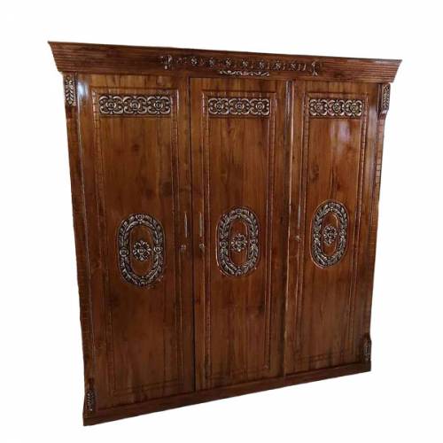 Wooden 3 Doors Teak Wood Almirah Manufacturers in Saharanpur
